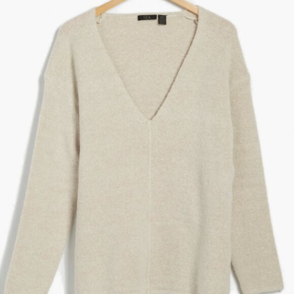 RDI Mossy V-Neck Sweater - Cream - Picture 2 of 6